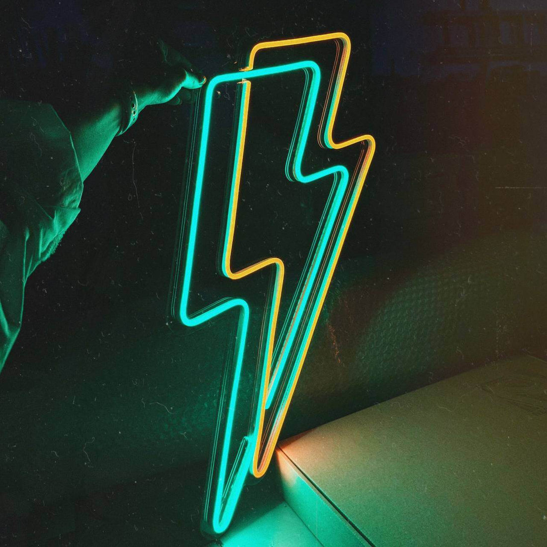 LED neon "Double Lightning 1"